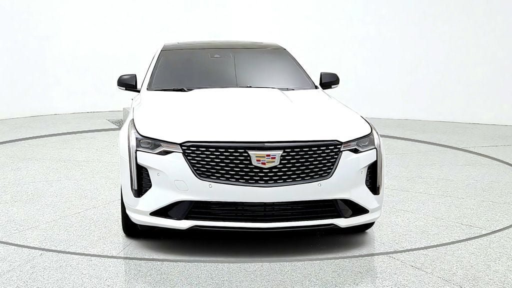 Used 2026 Cadillac CT4 Premium Luxury AWD/4WD image 2