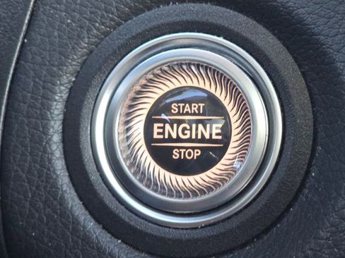 Certified 2022 Mercedes-Benz GLC 300 4MATIC image 38