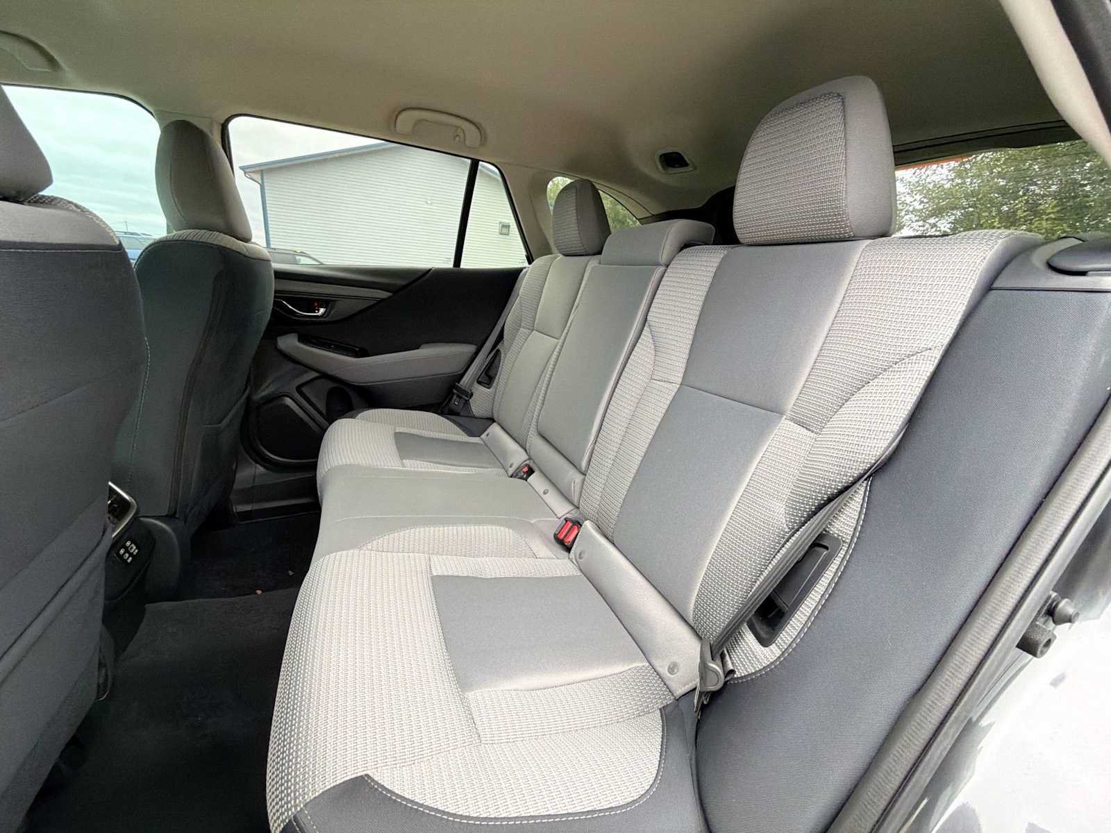 Certified 2025 Subaru Outback Premium AWD/4WD image 16