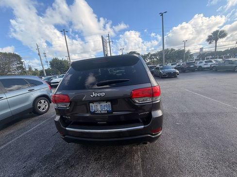 Used 2017 Jeep Grand Cherokee Limited image 9