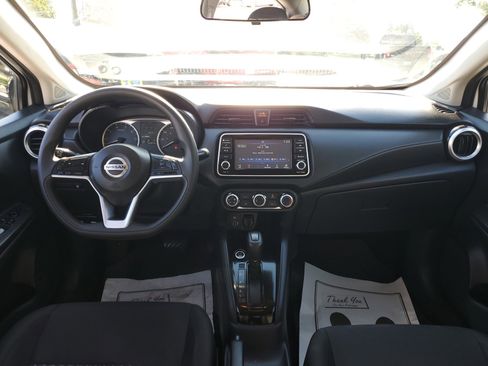 Used 2021 Nissan Versa S image 19
