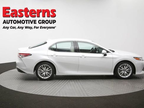 Used 2019 Toyota Camry XLE w/ Carpet Mat Package FWD image 46