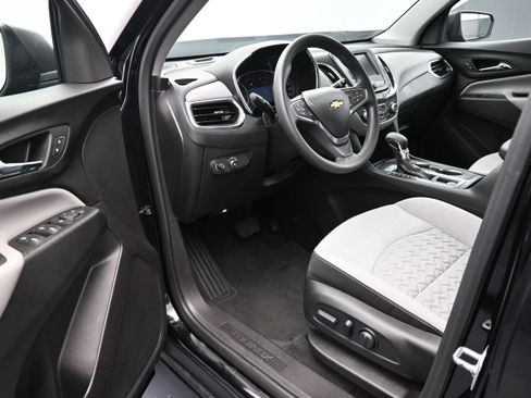 Used 2024 Chevrolet Equinox LS w/ LS Convenience Package FWD image 10