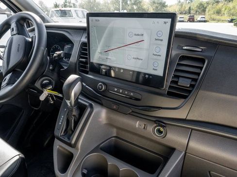 New 2025 Ford Transit 250 148 Medium Roof image 15