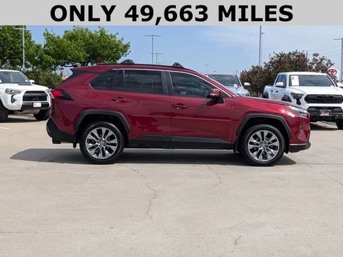 Used 2024 Toyota RAV4 XLE Premium image 4