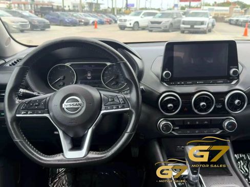 Used 2022 Nissan Sentra SV FWD image 12