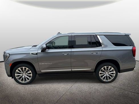 Used 2022 GMC Yukon Denali AWD/4WD image 3