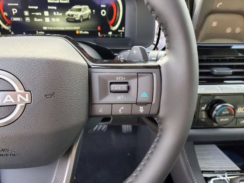 New 2026 Nissan Pathfinder SL w/ SL Premium Package AWD/4WD image 23