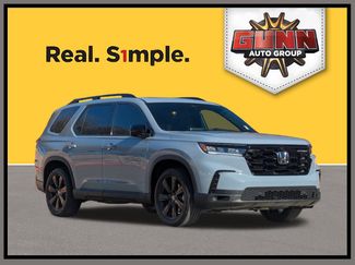 Used 2025 Honda Pilot Black Edition video 1