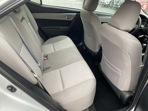 Used 2015 Toyota Corolla LE image 21