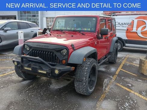 Used 2012 Jeep Wrangler Unlimited Sport image 7
