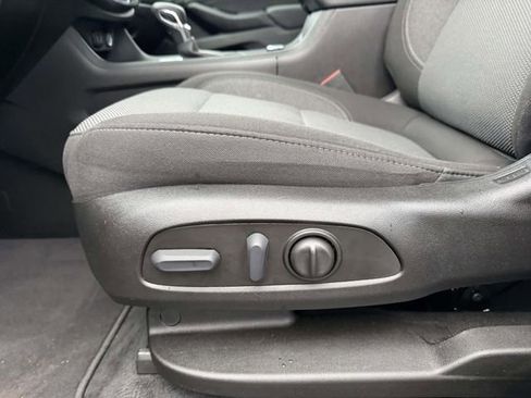 Certified 2023 Chevrolet Traverse LT image 17