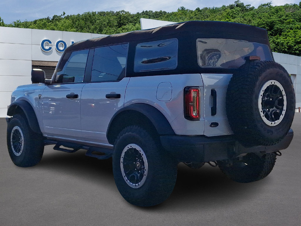 Used 2023 Ford Bronco Badlands w/ Sasquatch Package AWD/4WD image 4