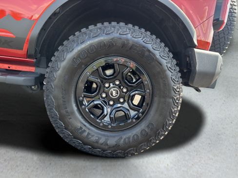 Used 2024 Ford Bronco Wildtrak AWD/4WD image 26