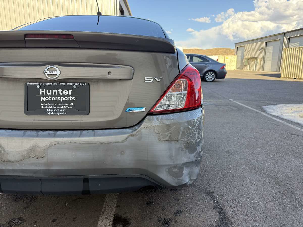 Used 2016 Nissan Versa SV FWD image 18