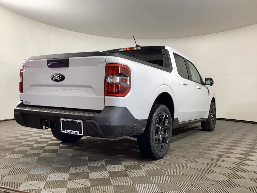 Used 2025 Ford Maverick Lariat w/ Black Appearance Package AWD/4WD image 2