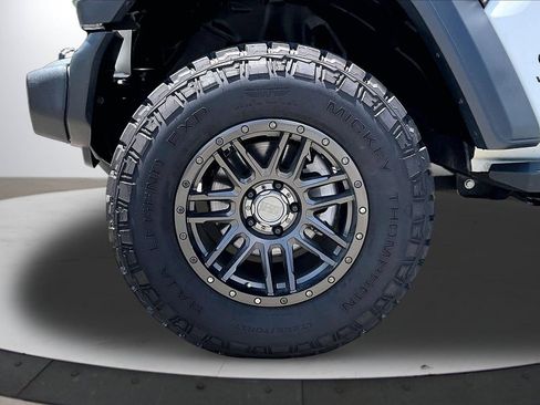 Used 2022 Jeep Wrangler Unlimited Sport w/ Sun And Sound Package AWD/4WD image 31