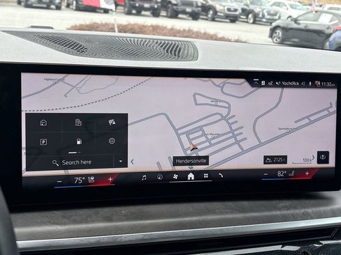 Used 2024 BMW X5 xDrive40i w/ Premium Package image 16