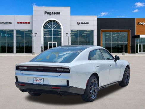 New 2026 Dodge Charger R/T AWD/4WD image 4