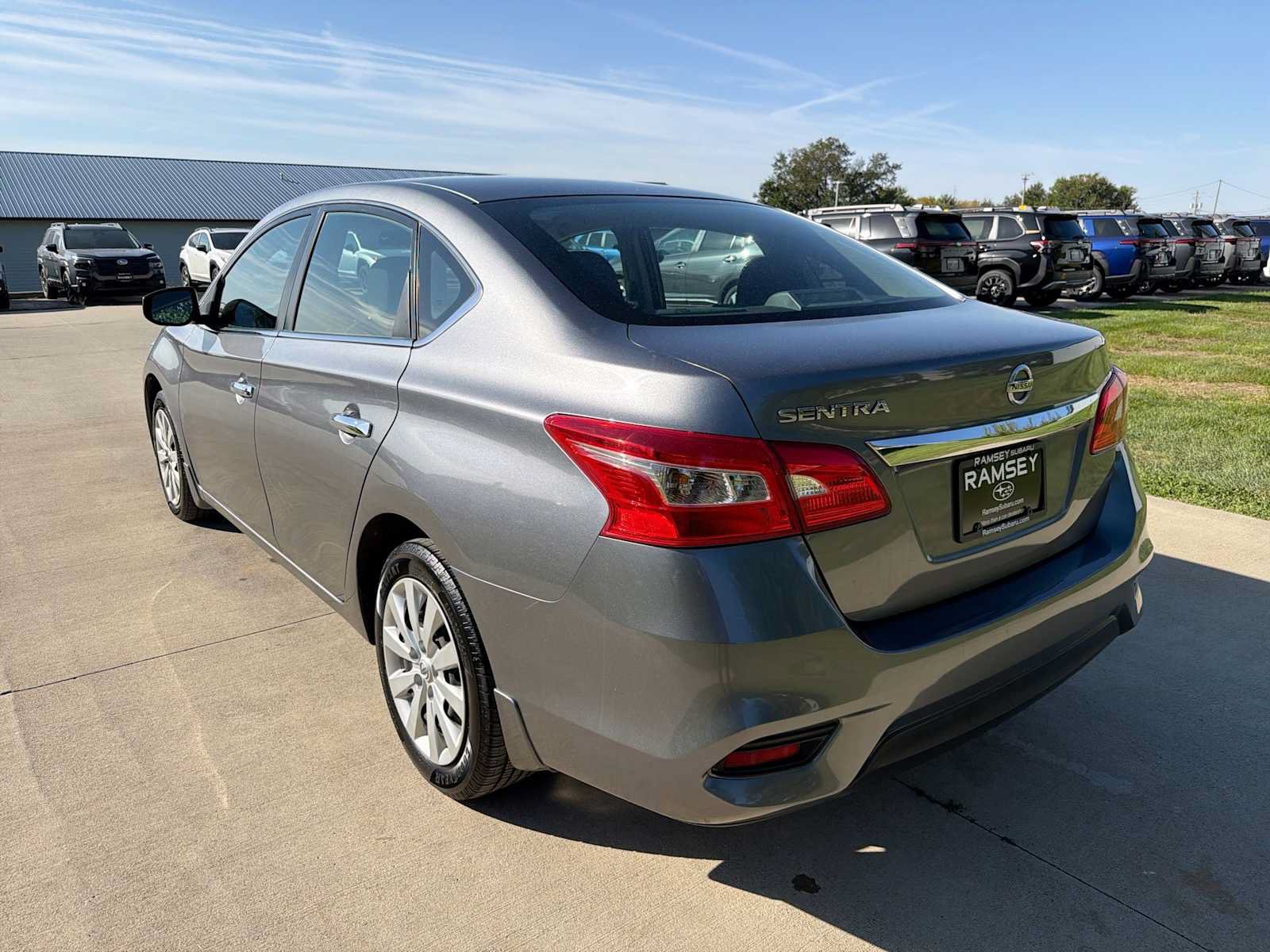 Used 2017 Nissan Sentra S FWD image 4