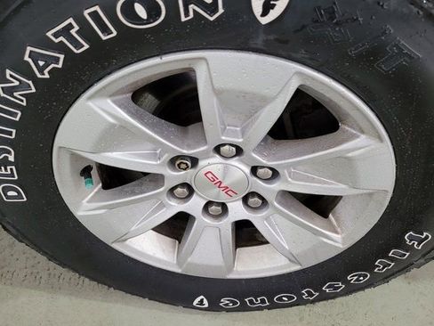 Used 2019 GMC Sierra 1500 SLE image 26