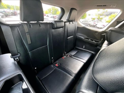 Used 2024 Toyota Grand Highlander AWD image 26
