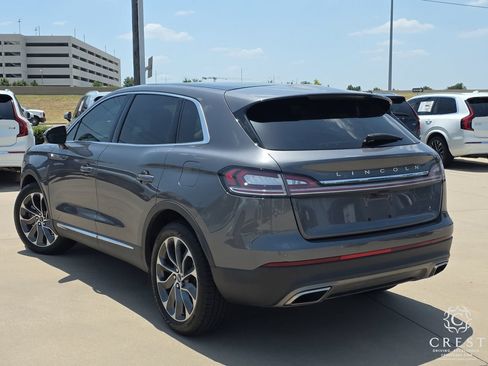 Used 2022 Lincoln Nautilus Reserve w/ Cargo Utility Package FWD image 3