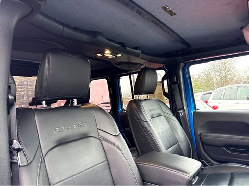 Used 2021 Jeep Wrangler Unlimited Sahara w/ Cold Weather Group image 8