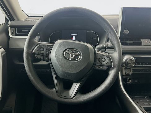 Used 2025 Toyota RAV4 XLE w/ Convenience Package image 18