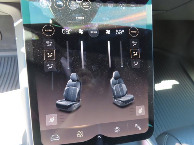 Used 2024 Lucid Air Pure RWD image 27