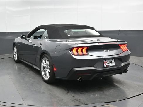 Used 2025 Ford Mustang GT Premium RWD image 10