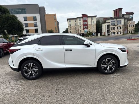 Used 2023 Lexus RX 350 Premium w/ Cold Area Package FWD image 6