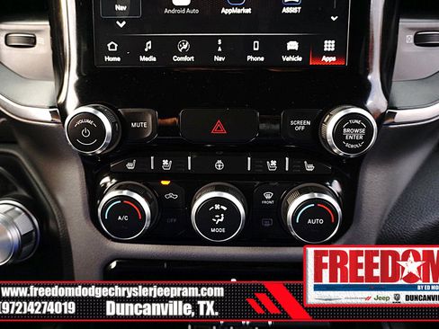 Used 2024 RAM 1500 Laramie AWD/4WD image 23