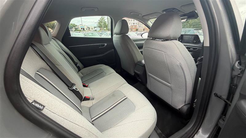 Used 2020 Hyundai Sonata SE w/ Cargo Package FWD image 10