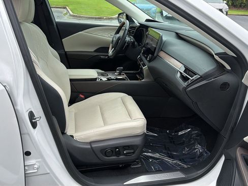 Certified 2024 Lexus RX 350 FWD w/ Convenience Package image 14