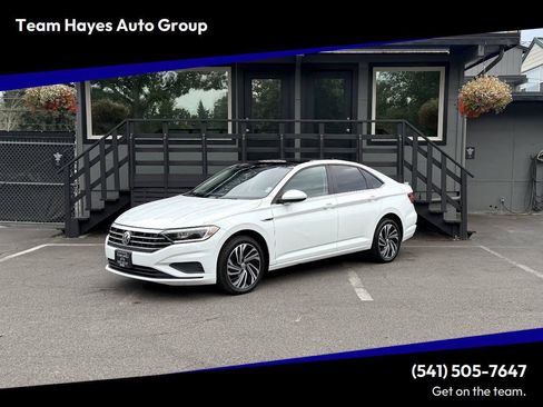 Used 2020 Volkswagen Jetta SEL FWD image 1