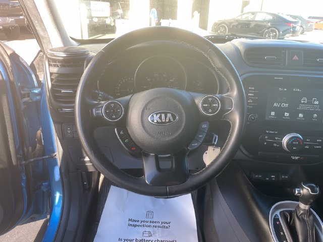 Used 2018 Kia Soul + FWD image 14