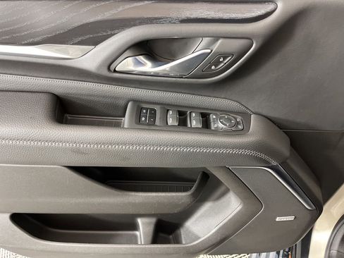 Used 2021 GMC Yukon Denali w/ Denali Premium Package image 31