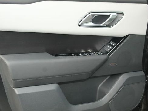 New 2026 Land Rover Range Rover Velar Dynamic SE image 21