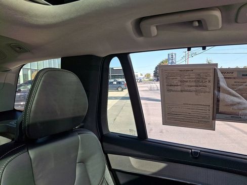 Certified 2026 Volvo XC90 B5 Ultra AWD/4WD image 14