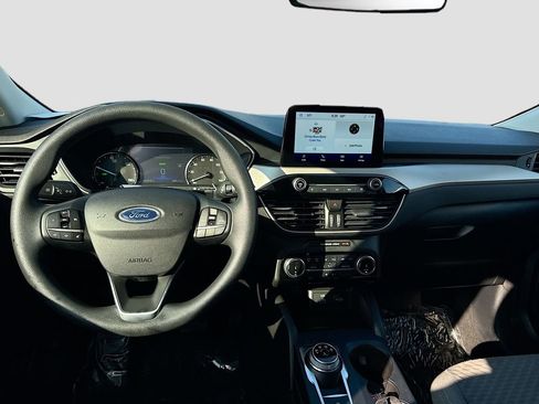 Used 2022 Ford Escape SE image 18