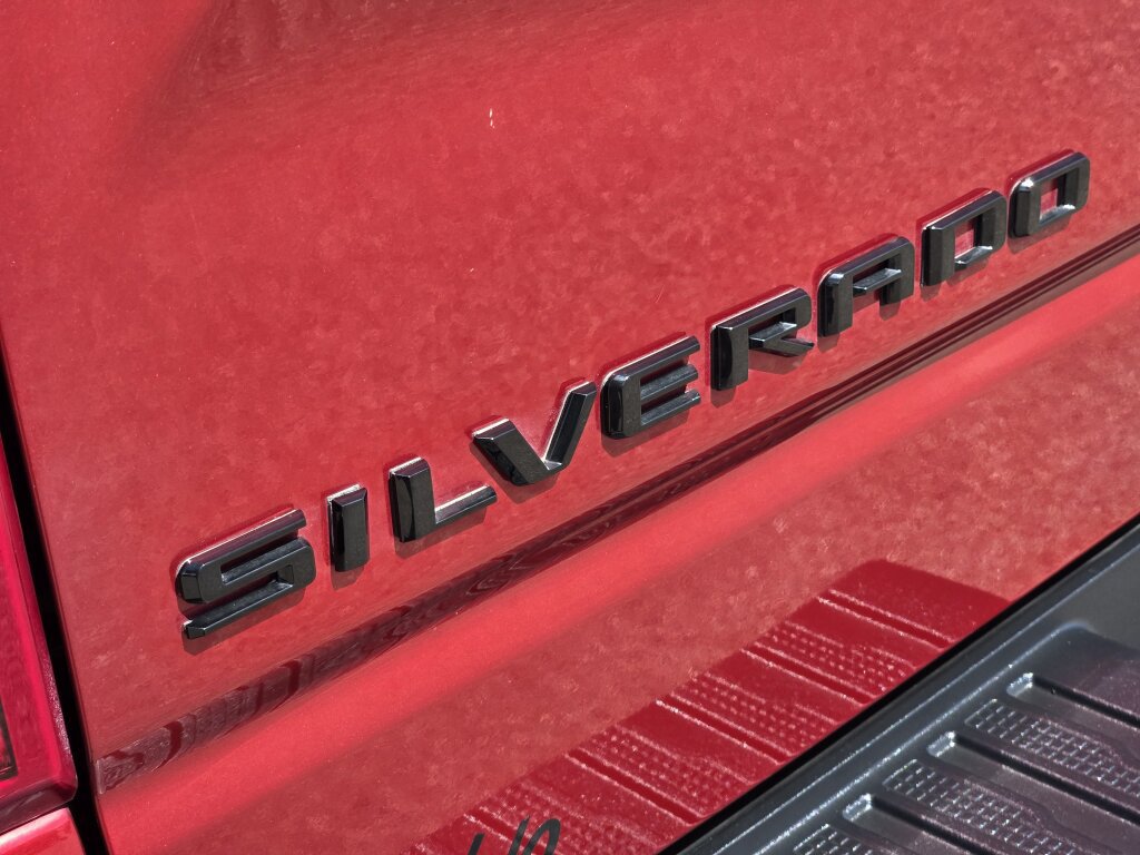 Used 2024 Chevrolet Silverado 1500 RST AWD/4WD image 12