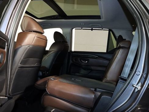 Used 2023 Honda Pilot Elite image 15