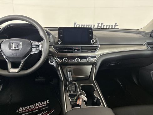 Used 2022 Honda Accord LX image 21