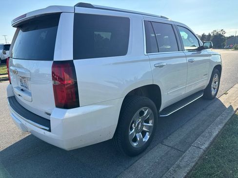 Used 2018 Chevrolet Tahoe Premier AWD/4WD image 3