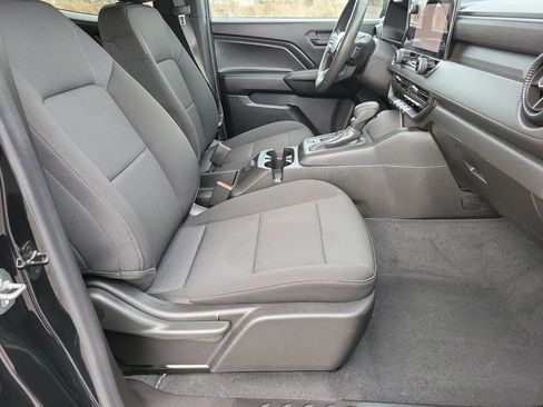 Used 2024 Chevrolet Colorado W/T image 35