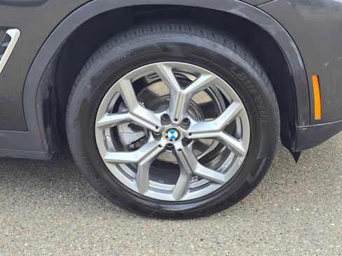 Used 2024 BMW X3 xDrive30i AWD/4WD image 9