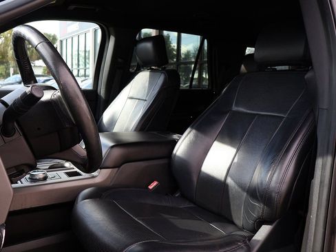 Used 2018 Ford Expedition XLT w/ Equipment Group 201A image 25
