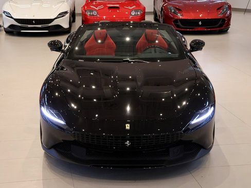 Certified 2025 Ferrari Roma Spider RWD image 62