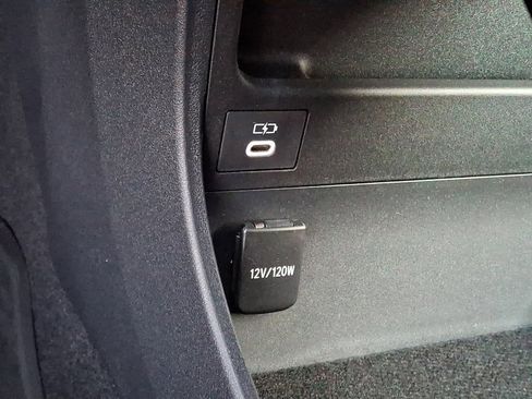 Certified 2025 Toyota bZ4X FWD image 27